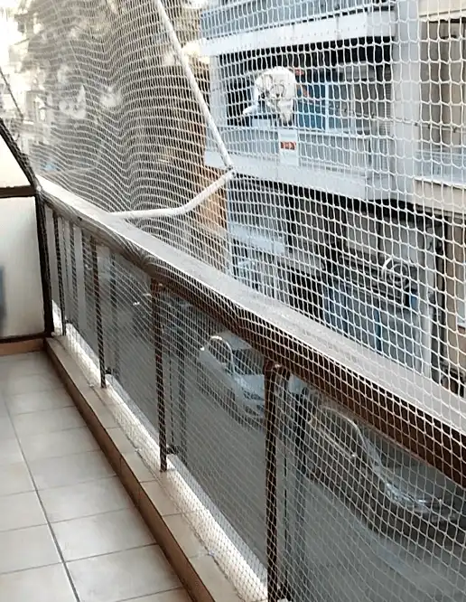 Τοποθέτηση διχτυού σε απλό μπαλκόνι